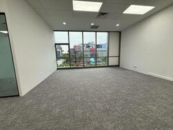 Kallang Way (D13), Factory #498458061